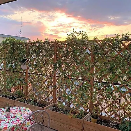 In Terrazza Da Giusy ベッド・アンド・ブレックファスト